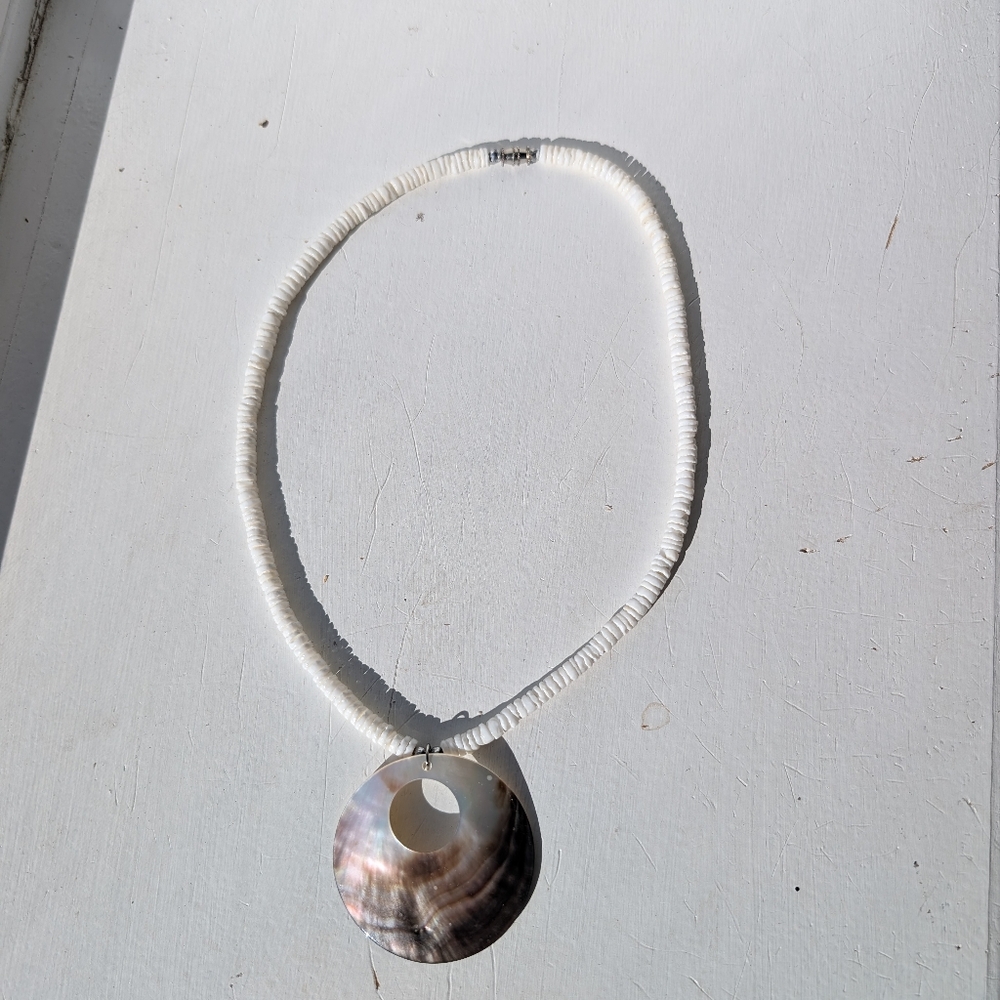 Elegant White Shell Beaded Necklace